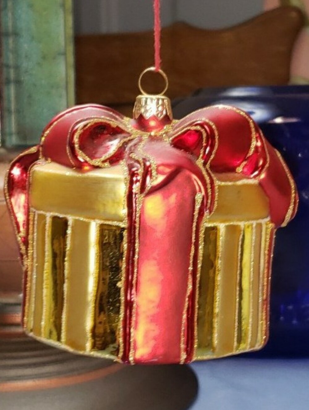 RARE Vtg 2000 Spode Large Blown Glass Gold Box W/ Red Ribbon Christmas Ornament - Picture 3 of 12